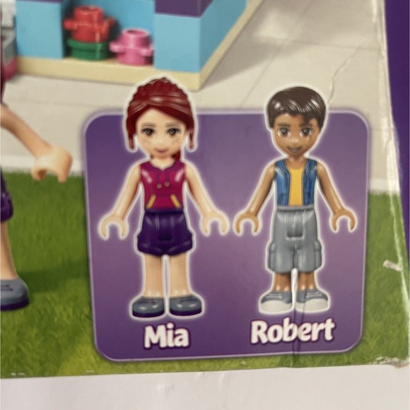  Friends 41312 Heartlake Sports Centre Mia Robert Retired New